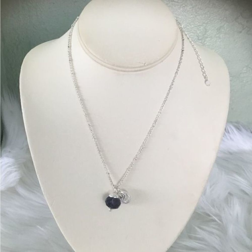 Avon NWT Inspiring‎ Jeweled Charm Necklace purple